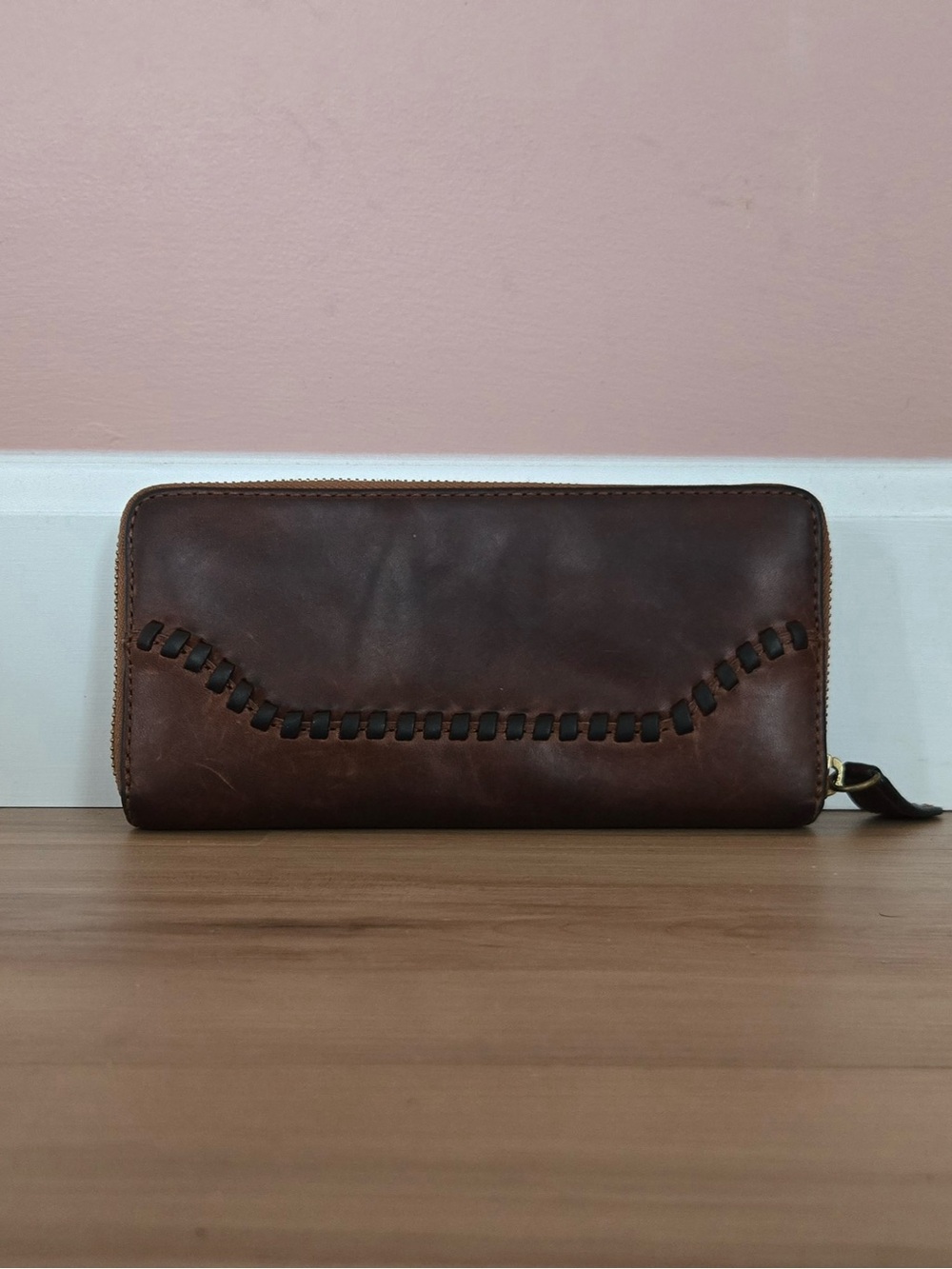 frye | melissa whipstitch zip wallet | leather | brown | small leather good